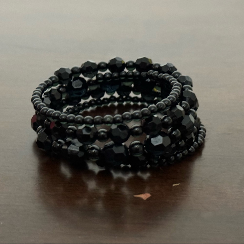 Jet Beaded Stretch Bracelet, used, excellent condition